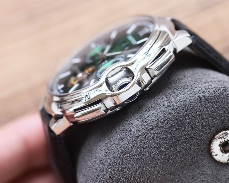 CARTIER Watches